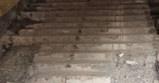 Демонтаж ступеней в Новоуральске: гранитные, деревянные, ЖБ - расценка в смете от 311 руб.